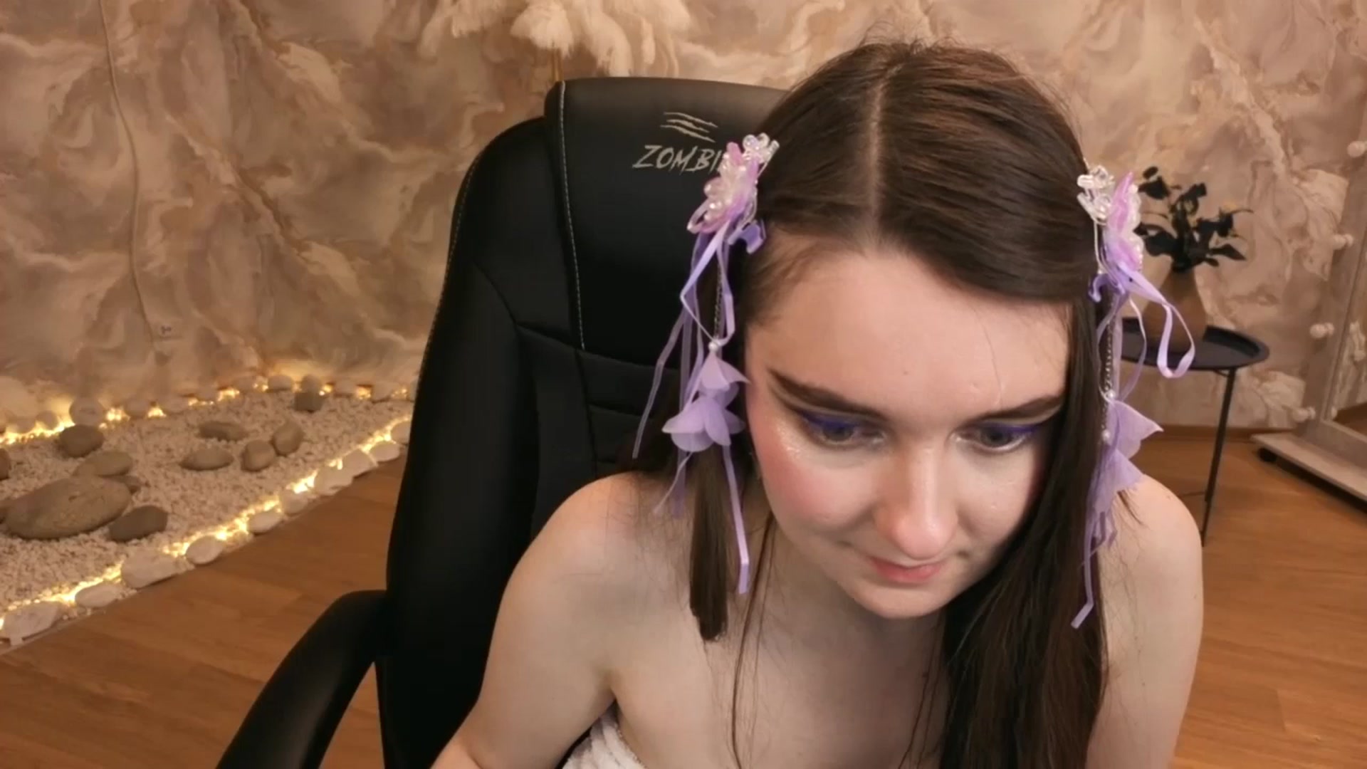 Gallery image thumbnail from Milim_Nava's myfreecams stream on, 02/01/2026, 22:45 image 11 of 20
