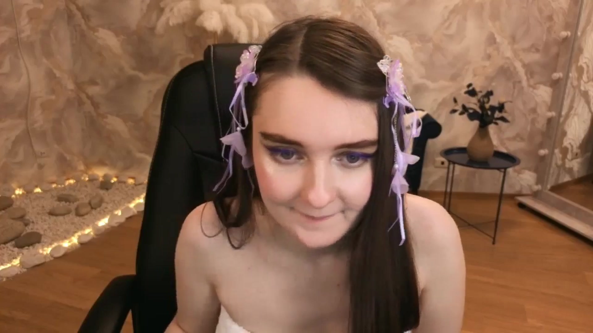 Gallery image thumbnail from Milim_Nava's myfreecams stream on, 02/02/2026, 24:23 image 6 of 20
