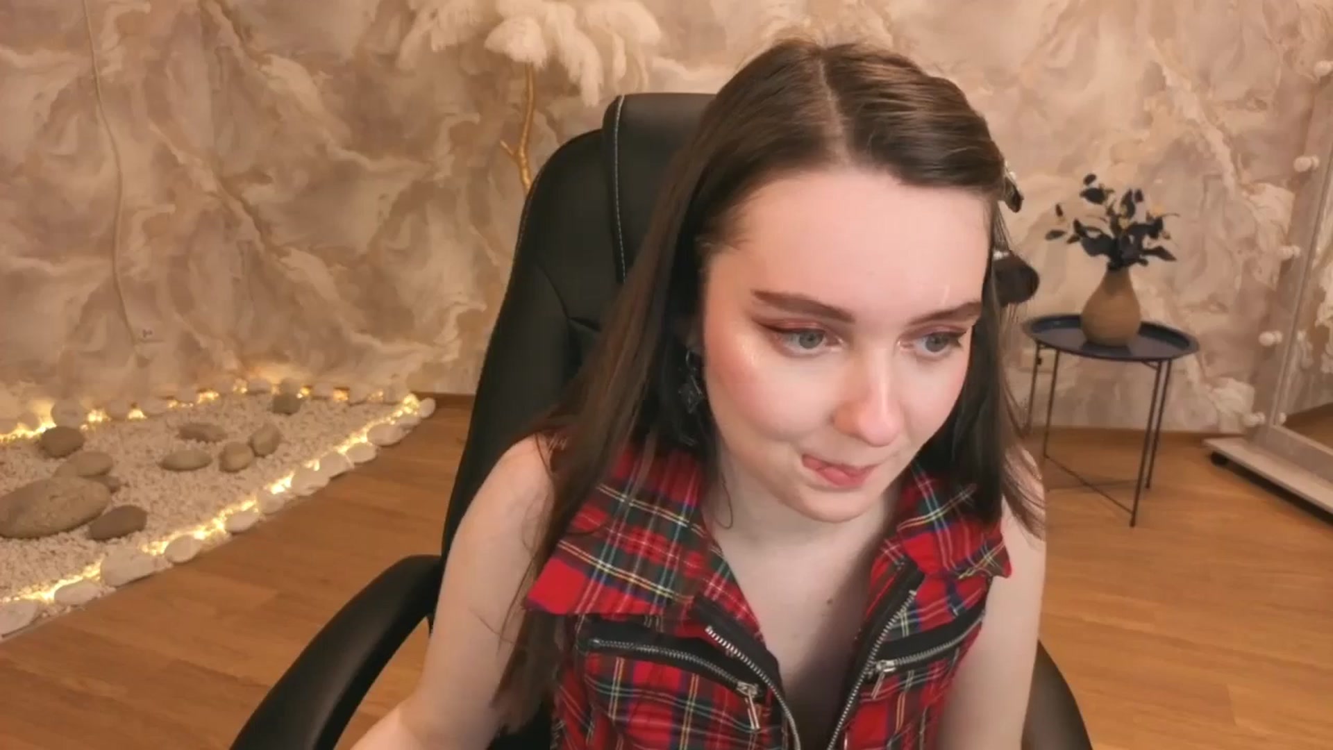 Gallery image thumbnail from Milim_Nava's myfreecams stream on, 02/05/2026, 06:53 image 3 of 20