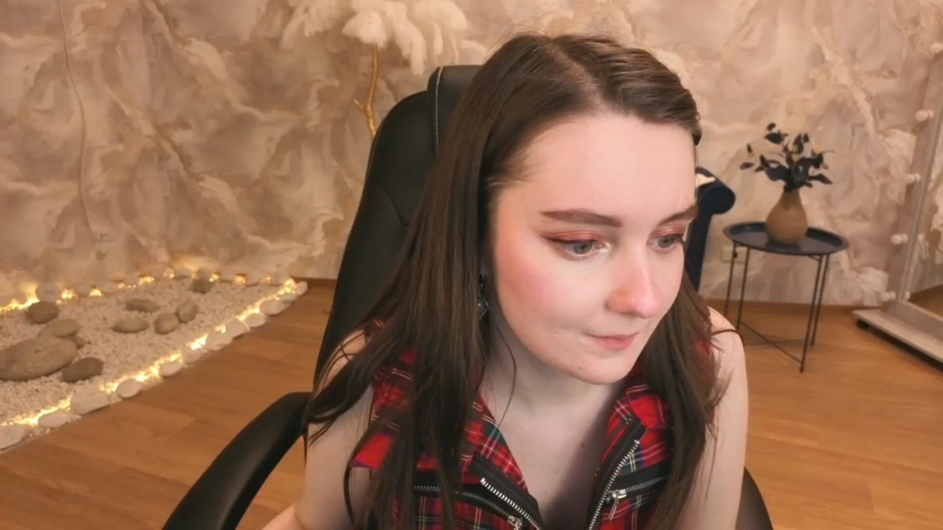 Gallery image thumbnail from Milim_Nava's myfreecams stream on, 02/05/2026, 06:53 image 4 of 20