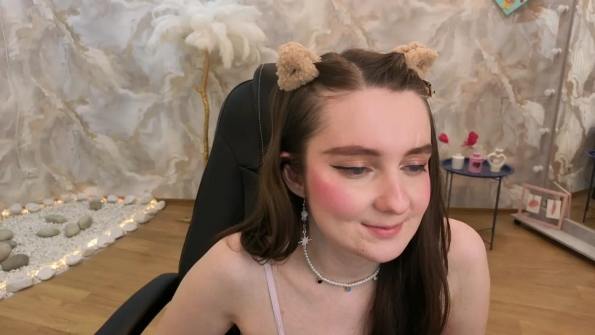 Gallery image thumbnail from Milim_Nava's myfreecams stream on, 02/17/2026, 09:54 image 19 of 20