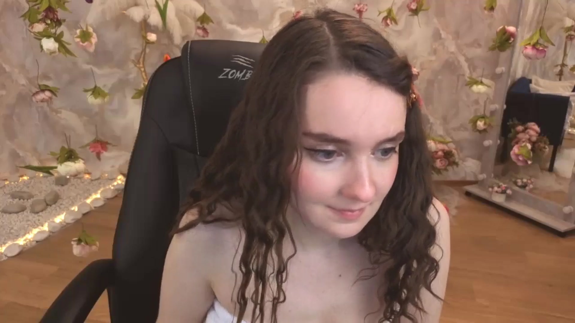 Gallery image thumbnail from Milim_Nava's myfreecams stream on, 03/10/2026, 06:00 image 16 of 20