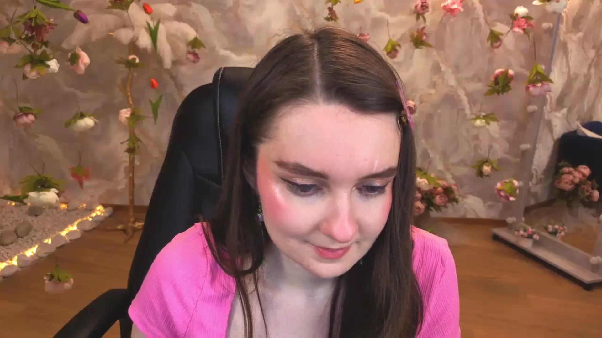 Gallery image thumbnail from Milim_Nava's myfreecams stream on, 03/15/2026, 19:11 image 18 of 20
