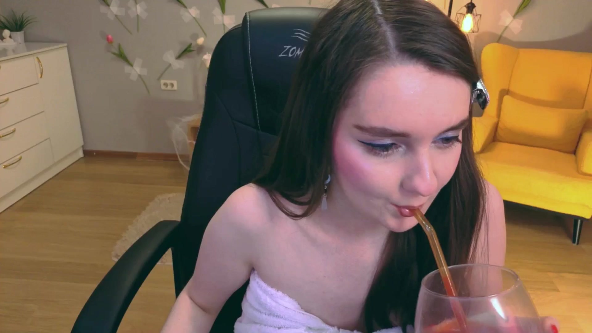 Gallery image thumbnail from Milim_Nava's myfreecams stream on, 03/16/2026, 20:42 image 9 of 20