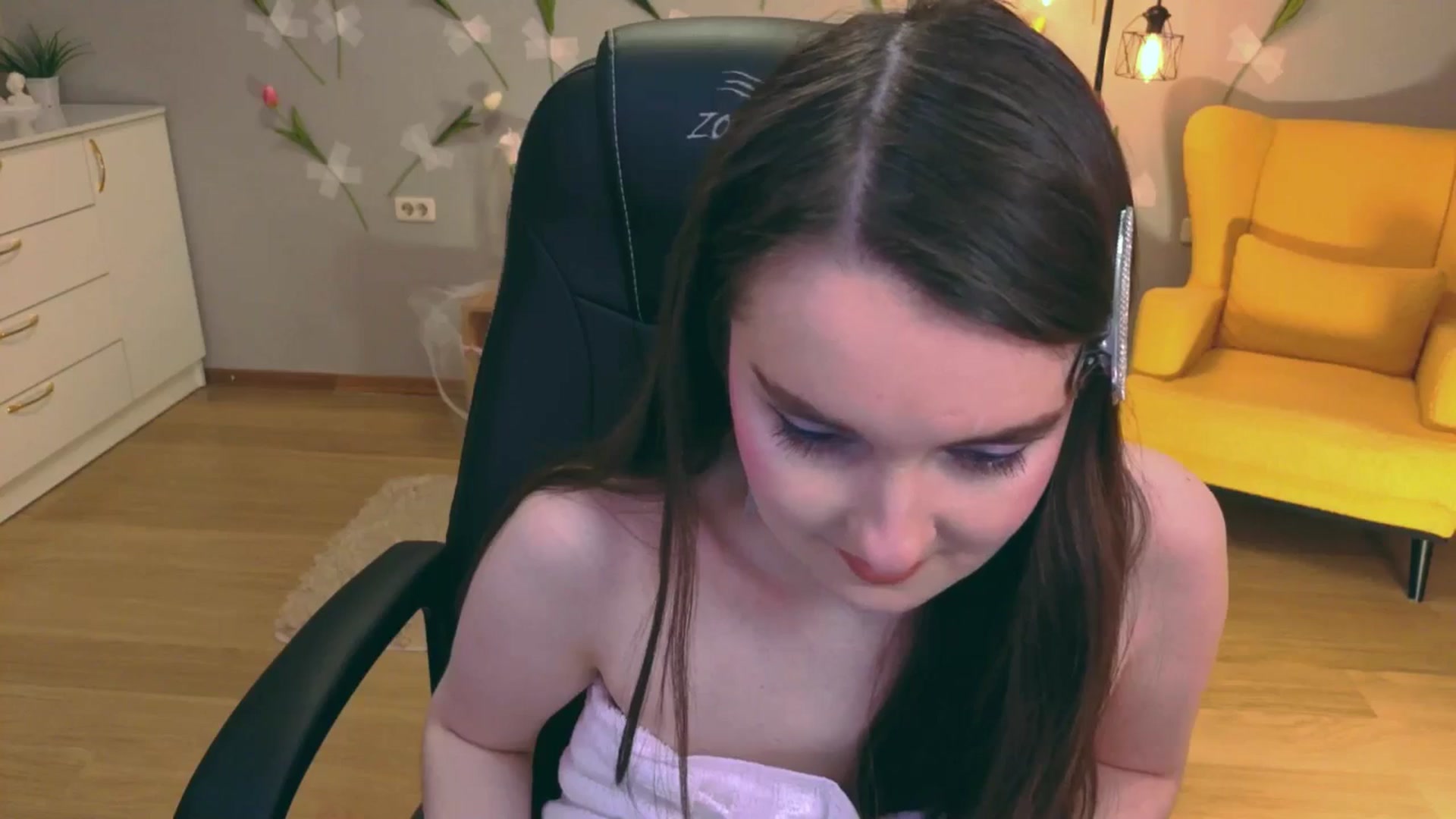 Gallery image thumbnail from Milim_Nava's myfreecams stream on, 03/16/2026, 20:42 image 11 of 20