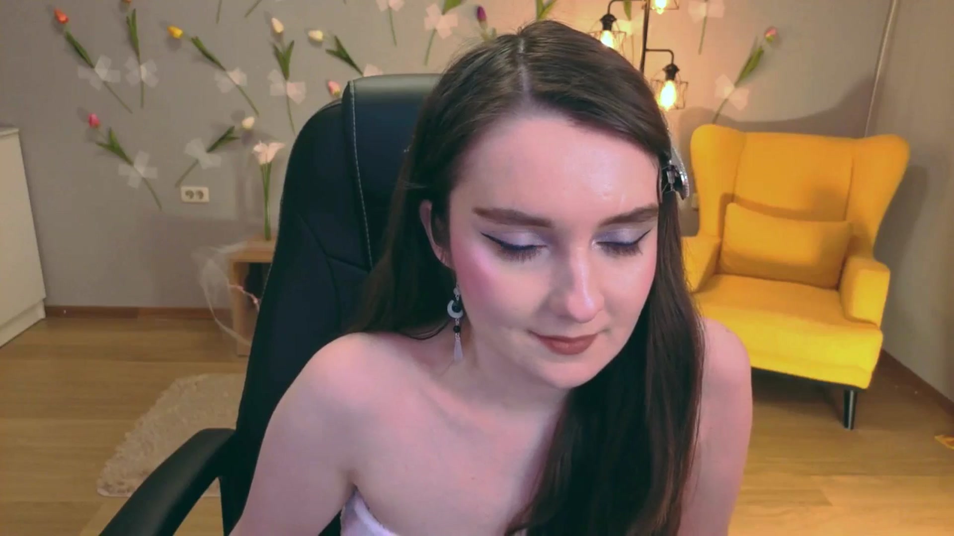 Gallery image thumbnail from Milim_Nava's myfreecams stream on, 03/16/2026, 21:28 image 12 of 20