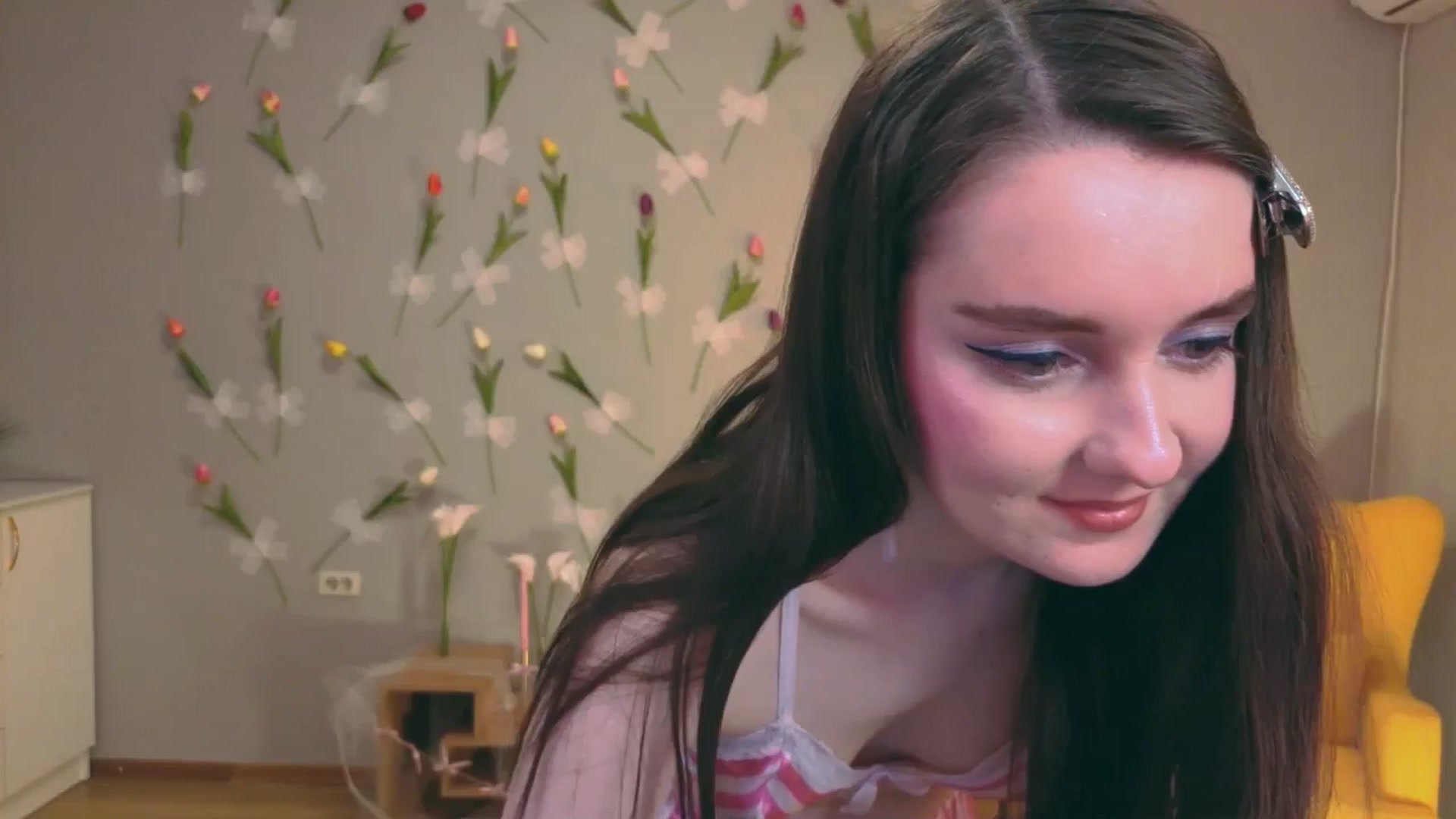 Gallery image thumbnail from Milim_Nava's myfreecams stream on, 03/17/2026, 24:05 image 13 of 20