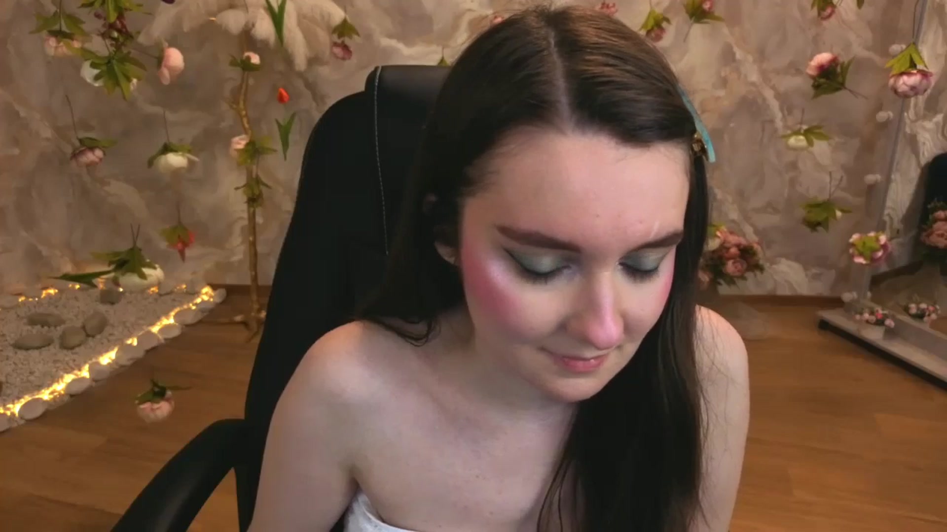 Gallery image thumbnail from Milim_Nava's myfreecams stream on, 03/17/2026, 21:45 image 6 of 20