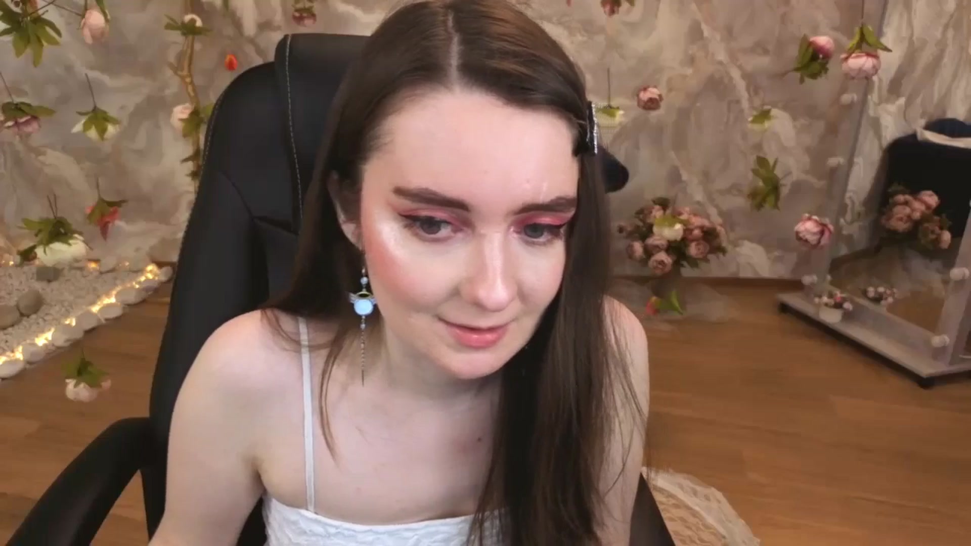 Gallery image thumbnail from Milim_Nava's myfreecams stream on, 03/21/2026, 12:40 image 10 of 20