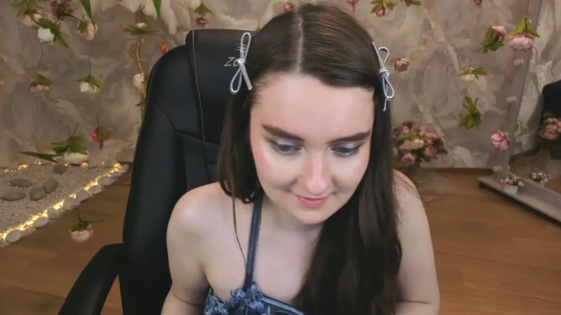 Gallery image thumbnail from Milim_Nava's myfreecams stream on, 03/25/2026, 09:24 image 15 of 20