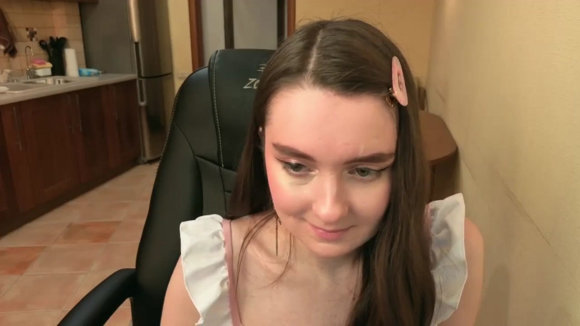 Gallery image thumbnail from Milim_Nava's myfreecams stream on, 03/27/2026, 14:40 image 17 of 20