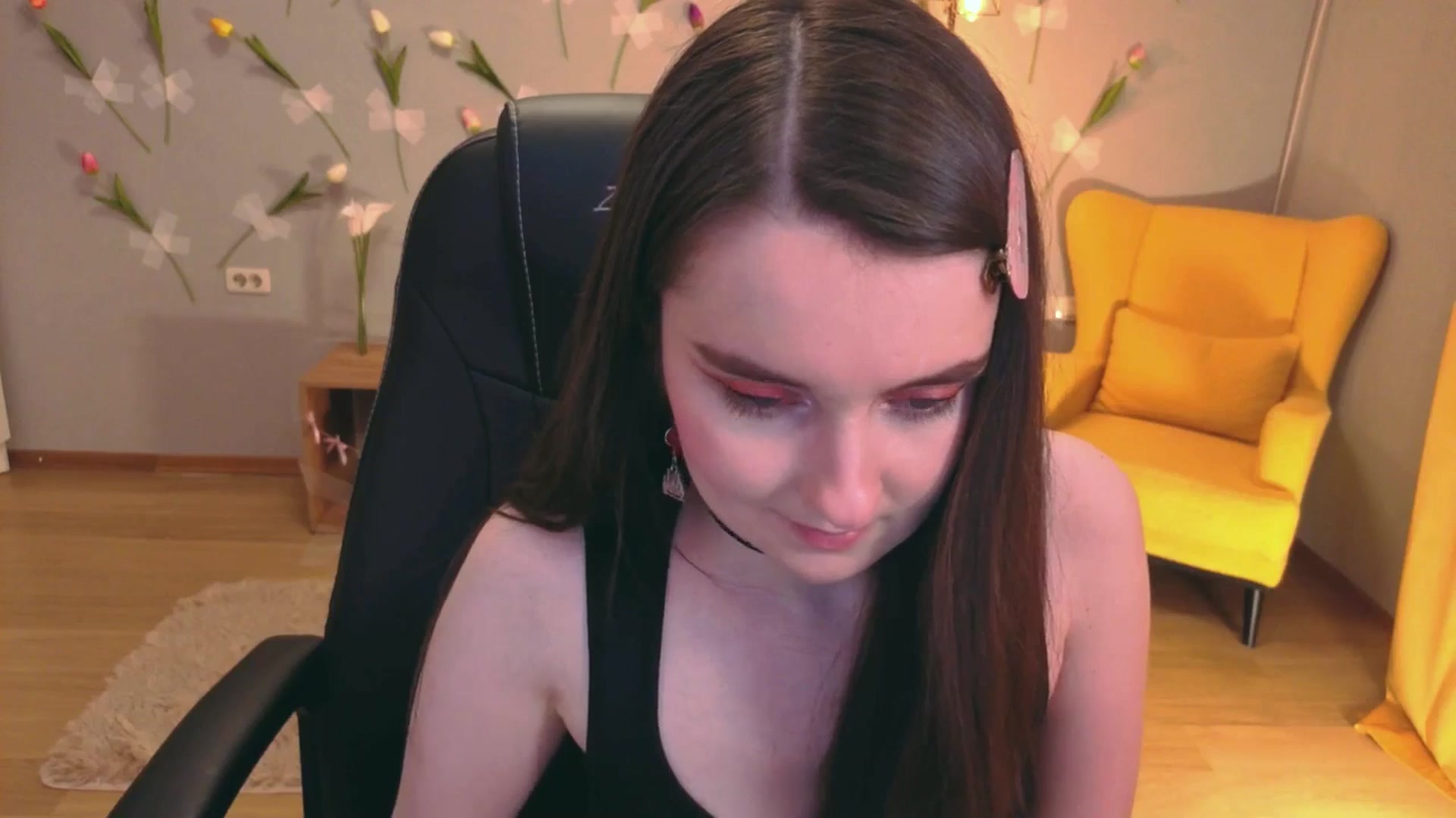 Gallery image thumbnail from Milim_Nava's myfreecams stream on, 03/31/2026, 01:16 image 3 of 20