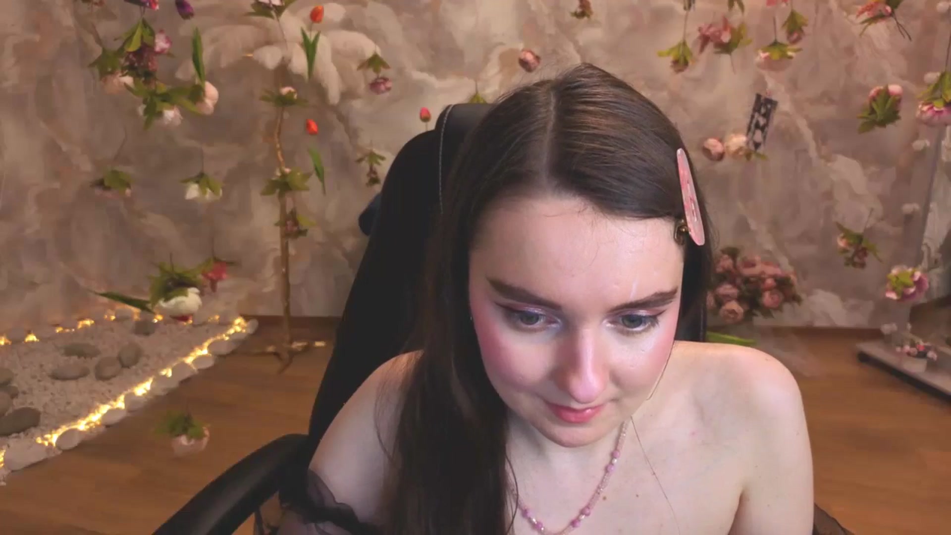 Gallery image thumbnail from Milim_Nava's myfreecams stream on, 04/01/2026, 01:17 image 19 of 20