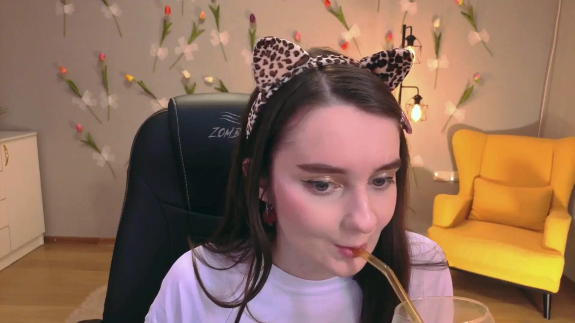 Gallery image thumbnail from Milim_Nava's myfreecams stream on, 04/03/2026, 04:33 image 5 of 20