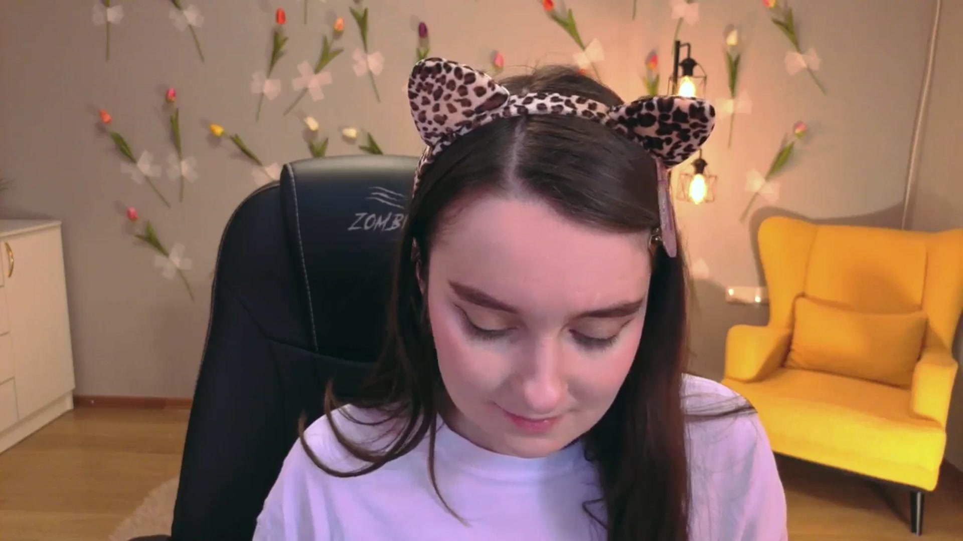 Gallery image thumbnail from Milim_Nava's myfreecams stream on, 04/03/2026, 04:33 image 2 of 20