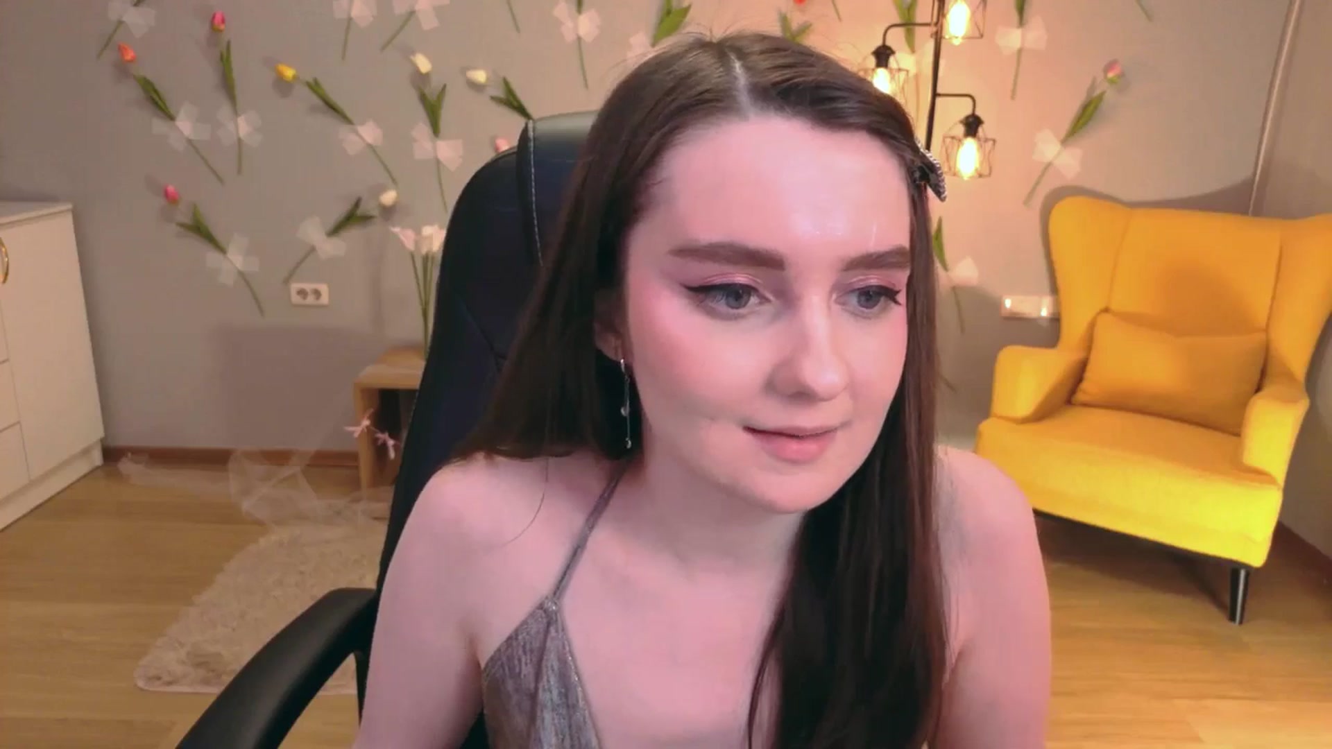 Gallery image thumbnail from Milim_Nava's myfreecams stream on, 04/07/2026, 07:49 image 6 of 20