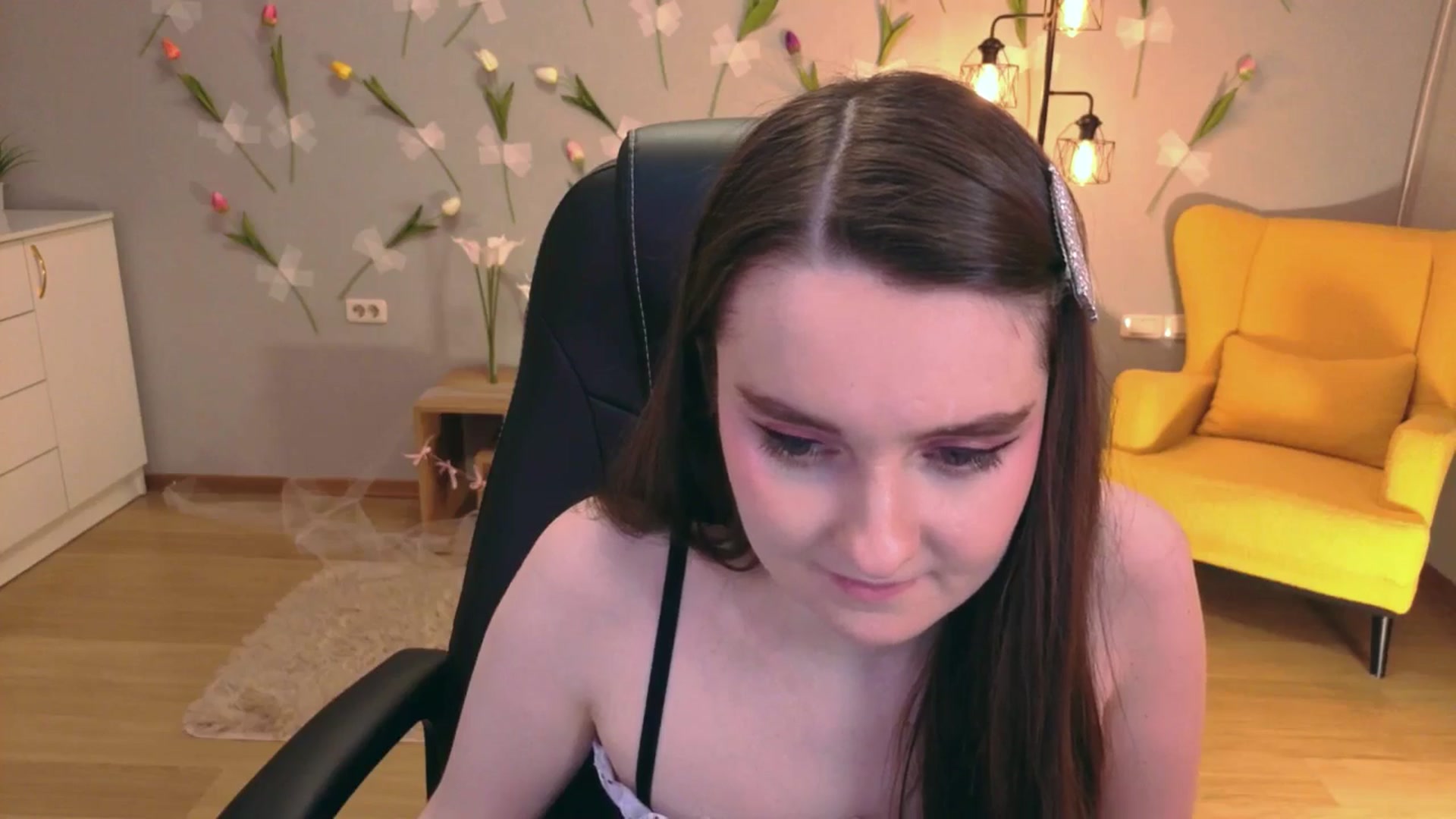Gallery image thumbnail from Milim_Nava's myfreecams stream on, 04/07/2026, 11:32 image 7 of 20