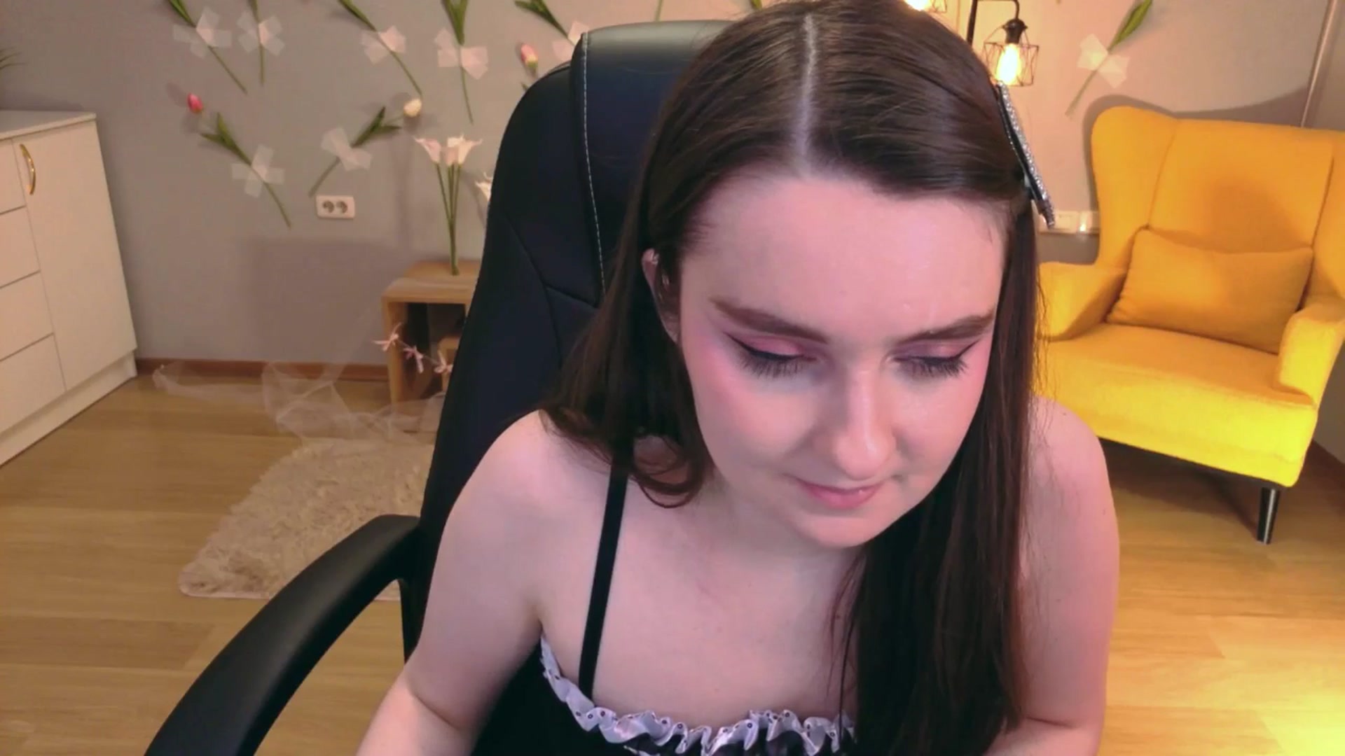 Gallery image thumbnail from Milim_Nava's myfreecams stream on, 04/07/2026, 11:32 image 20 of 20