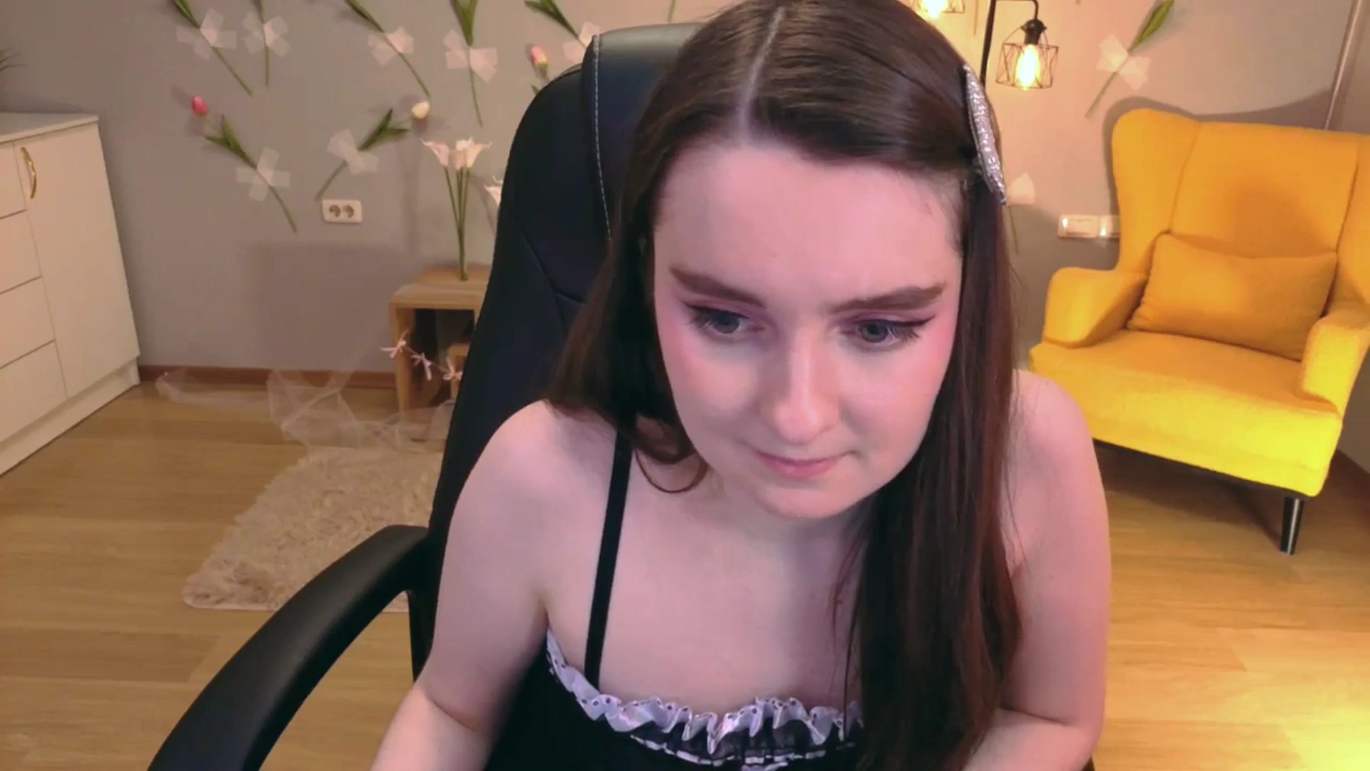 Gallery image thumbnail from Milim_Nava's myfreecams stream on, 04/07/2026, 11:32 image 15 of 20