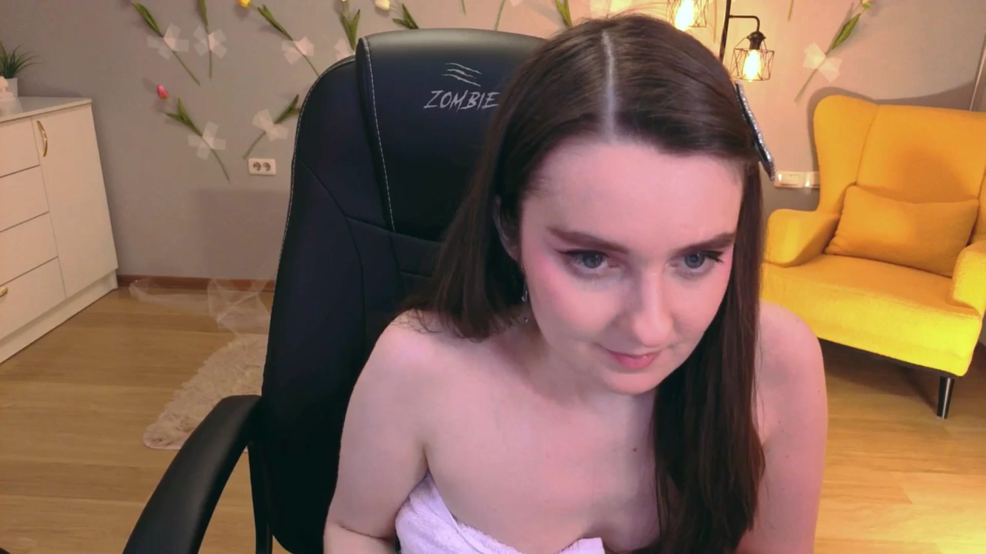 Gallery image thumbnail from Milim_Nava's myfreecams stream on, 04/07/2026, 12:42 image 11 of 20