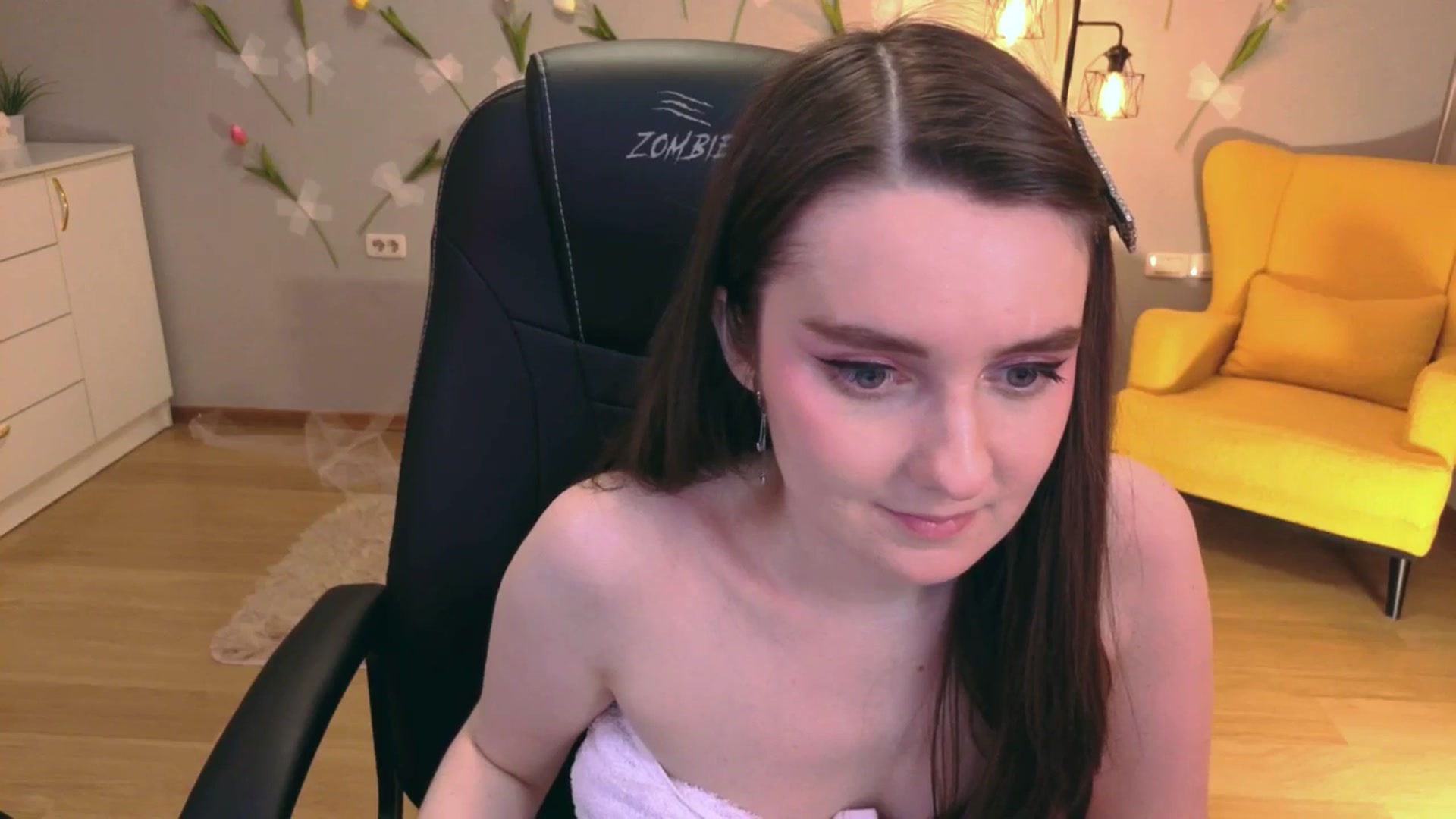 Gallery image thumbnail from Milim_Nava's myfreecams stream on, 04/07/2026, 12:42 image 9 of 20