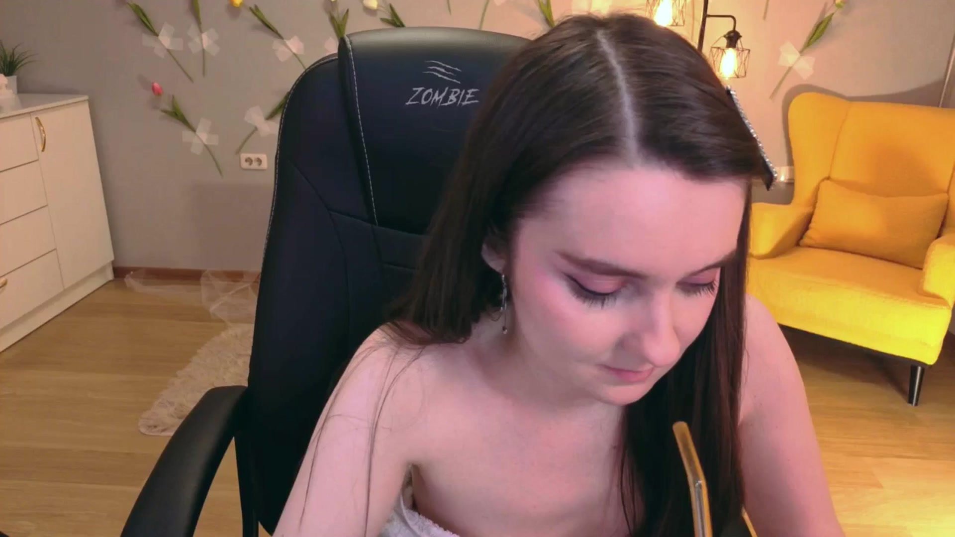 Gallery image thumbnail from Milim_Nava's myfreecams stream on, 04/07/2026, 12:42 image 14 of 20