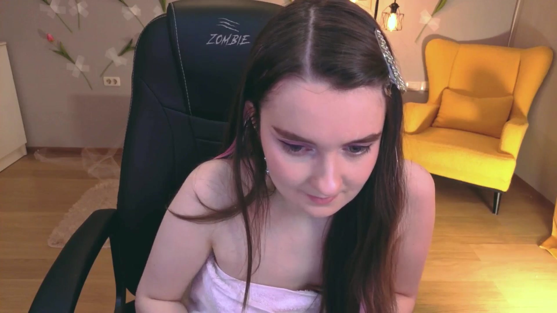 Gallery image thumbnail from Milim_Nava's myfreecams stream on, 04/08/2026, 05:52 image 19 of 20