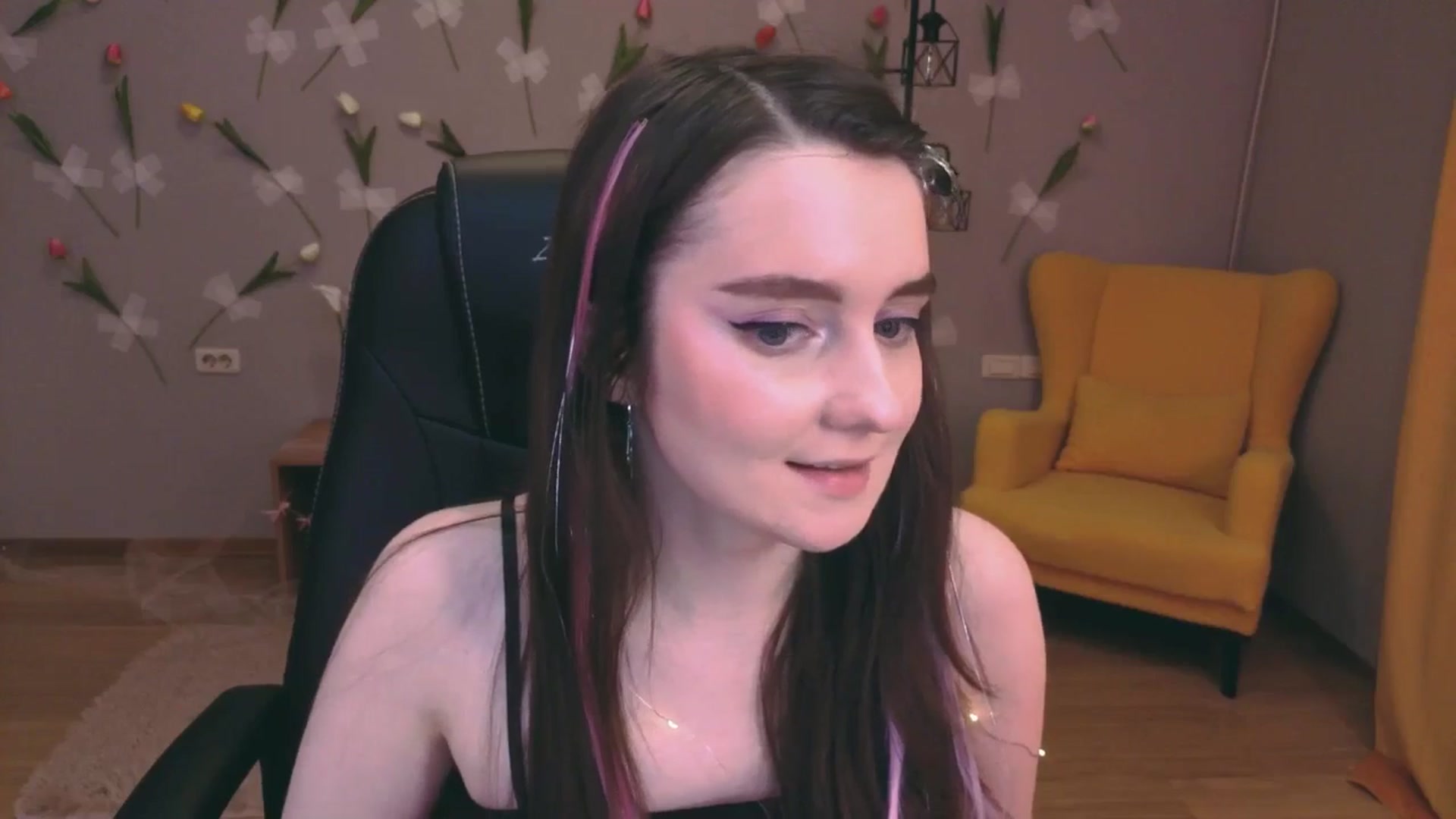 Gallery image thumbnail from Milim_Nava's myfreecams stream on, 04/08/2026, 07:33 image 17 of 20