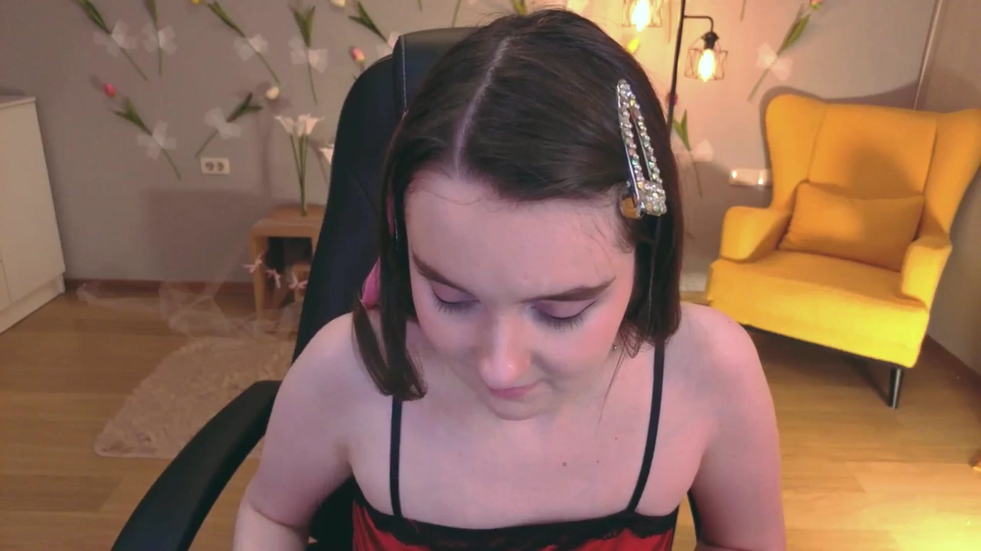 Gallery image thumbnail from Milim_Nava's myfreecams stream on, 04/08/2026, 09:46 image 14 of 20