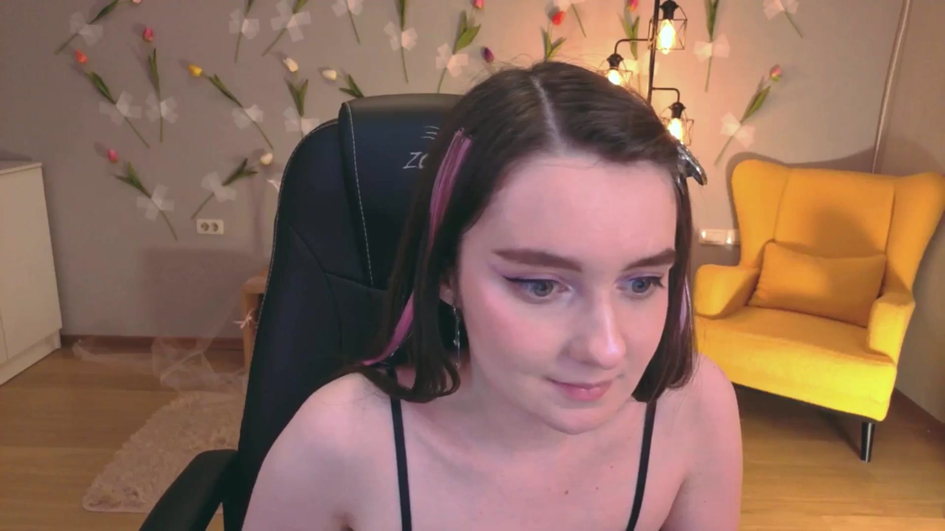 Gallery image thumbnail from Milim_Nava's myfreecams stream on, 04/08/2026, 09:46 image 5 of 20