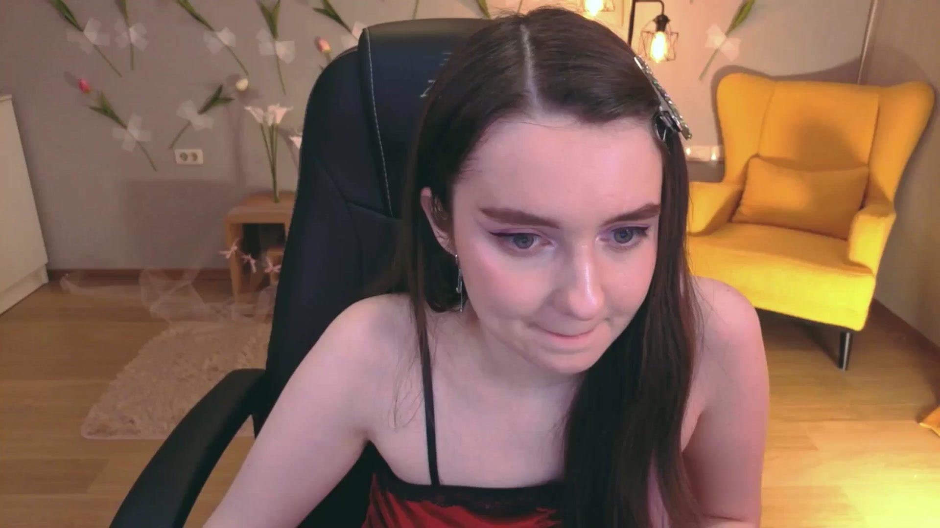 Gallery image thumbnail from Milim_Nava's myfreecams stream on, 04/08/2026, 12:11 image 4 of 20