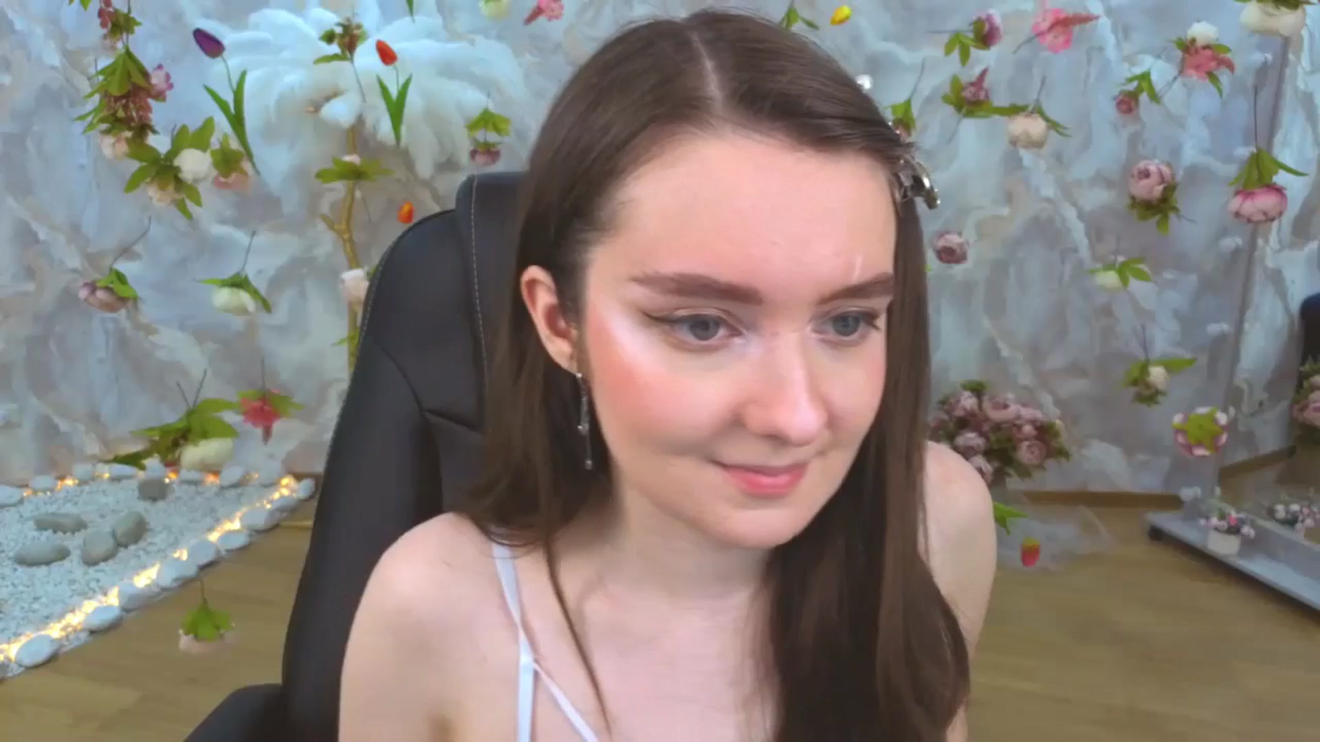 Gallery image thumbnail from Milim_Nava's myfreecams stream on, 04/09/2026, 05:48 image 6 of 20