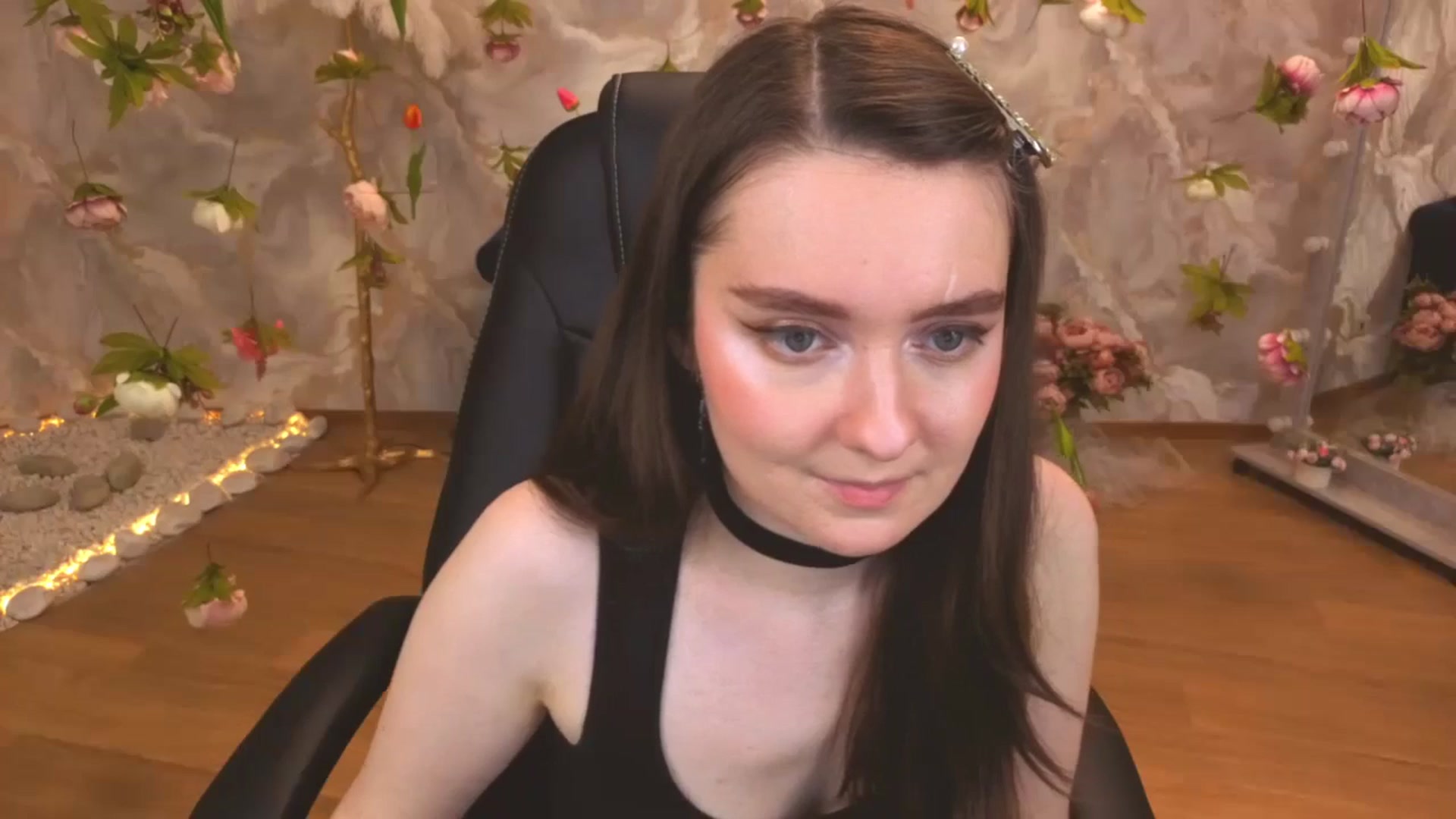 Gallery image thumbnail from Milim_Nava's myfreecams stream on, 04/09/2026, 09:03 image 17 of 20