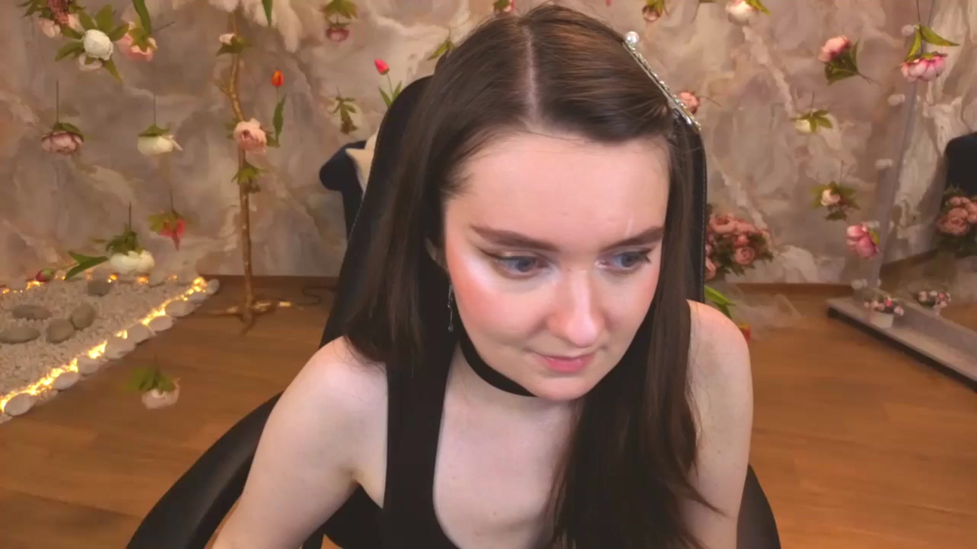Gallery image thumbnail from Milim_Nava's myfreecams stream on, 04/09/2026, 09:03 image 14 of 20