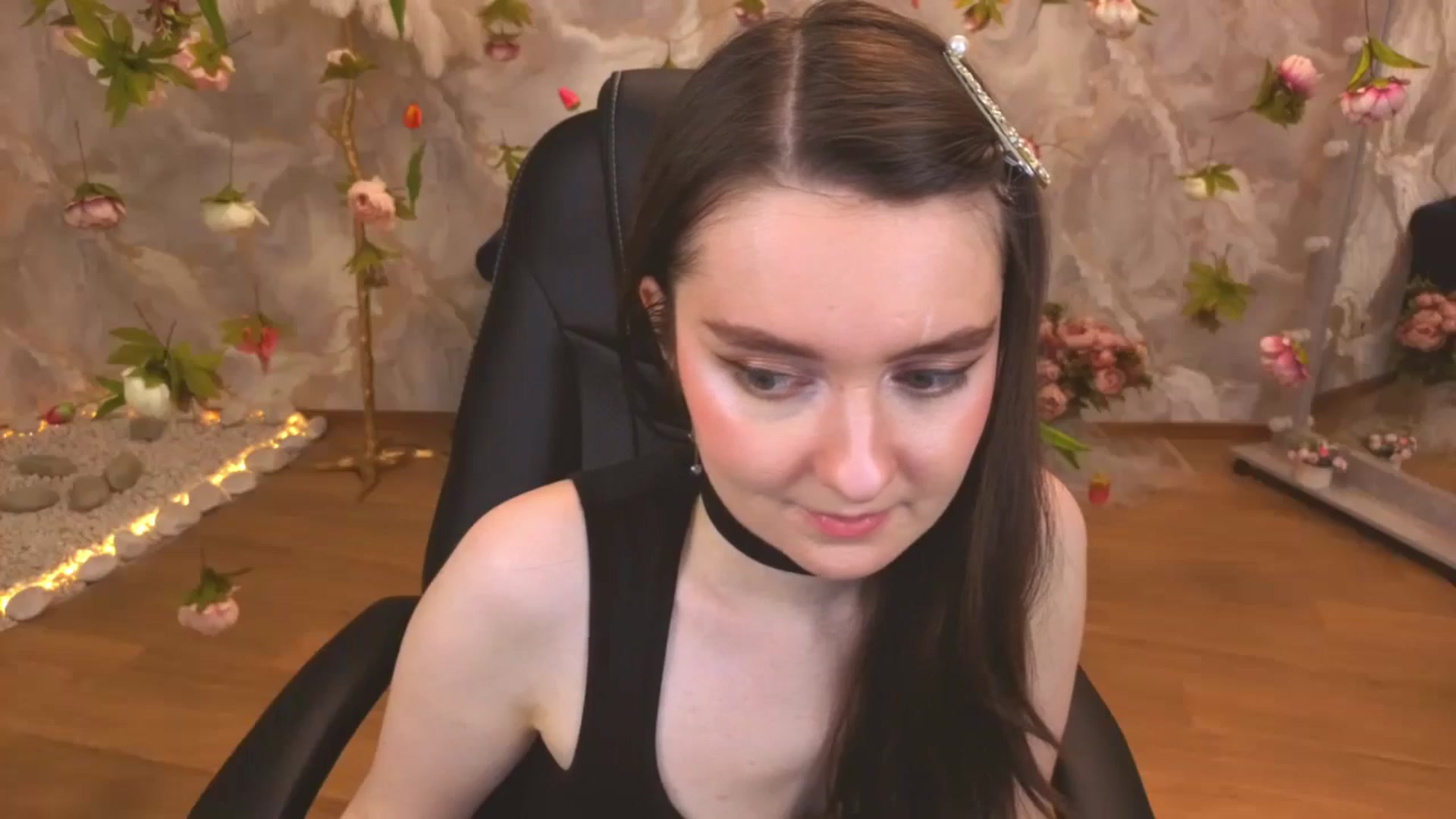 Gallery image thumbnail from Milim_Nava's myfreecams stream on, 04/09/2026, 09:03 image 19 of 20