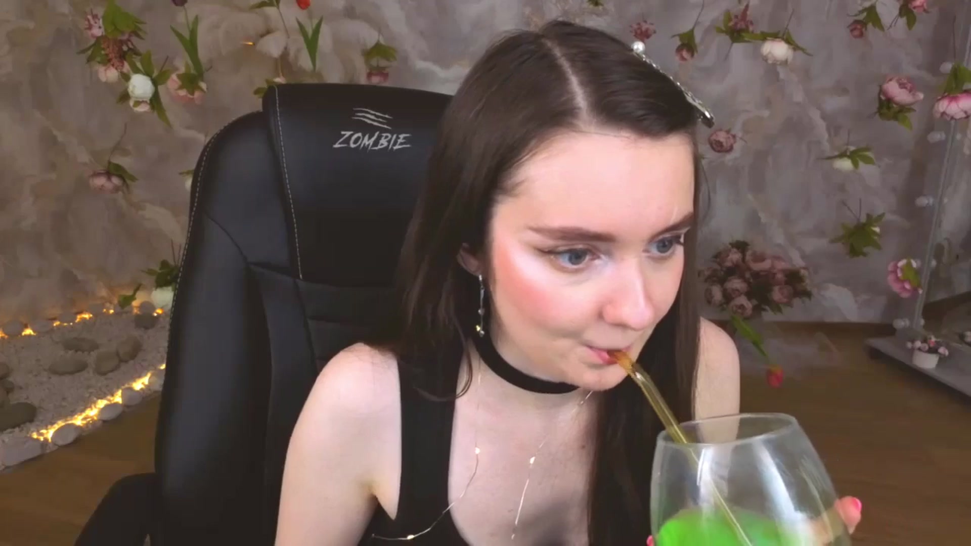 Gallery image thumbnail from Milim_Nava's myfreecams stream on, 04/09/2026, 09:03 image 3 of 20