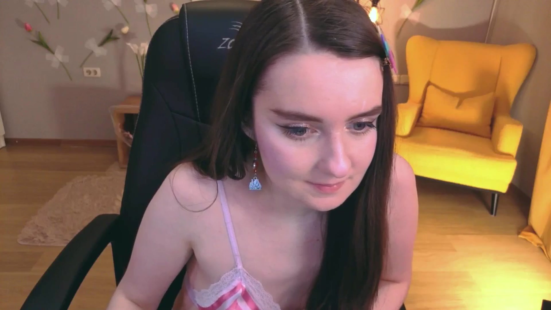 Gallery image thumbnail from Milim_Nava's myfreecams stream on, 04/10/2026, 23:50 image 11 of 20
