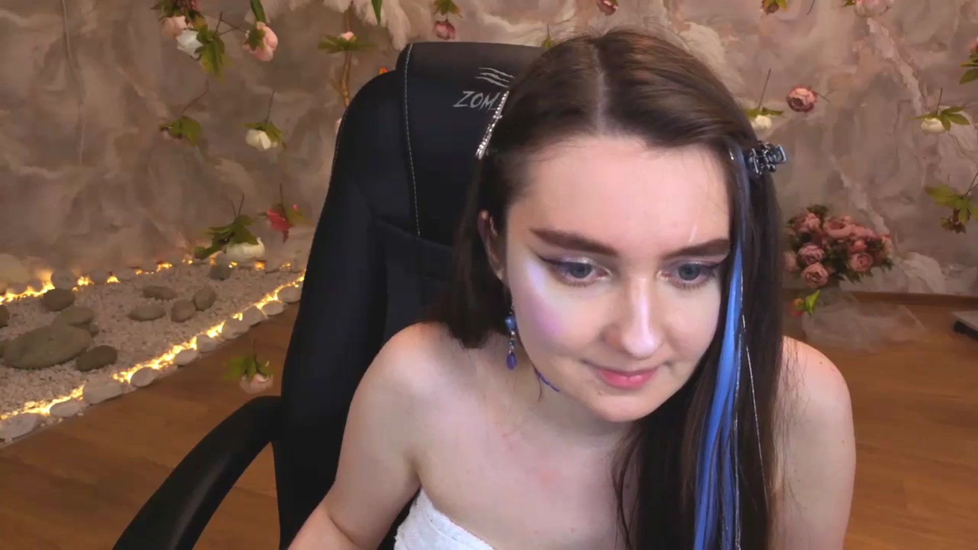 Gallery image thumbnail from Milim_Nava's myfreecams stream on, 04/12/2026, 02:30 image 10 of 20