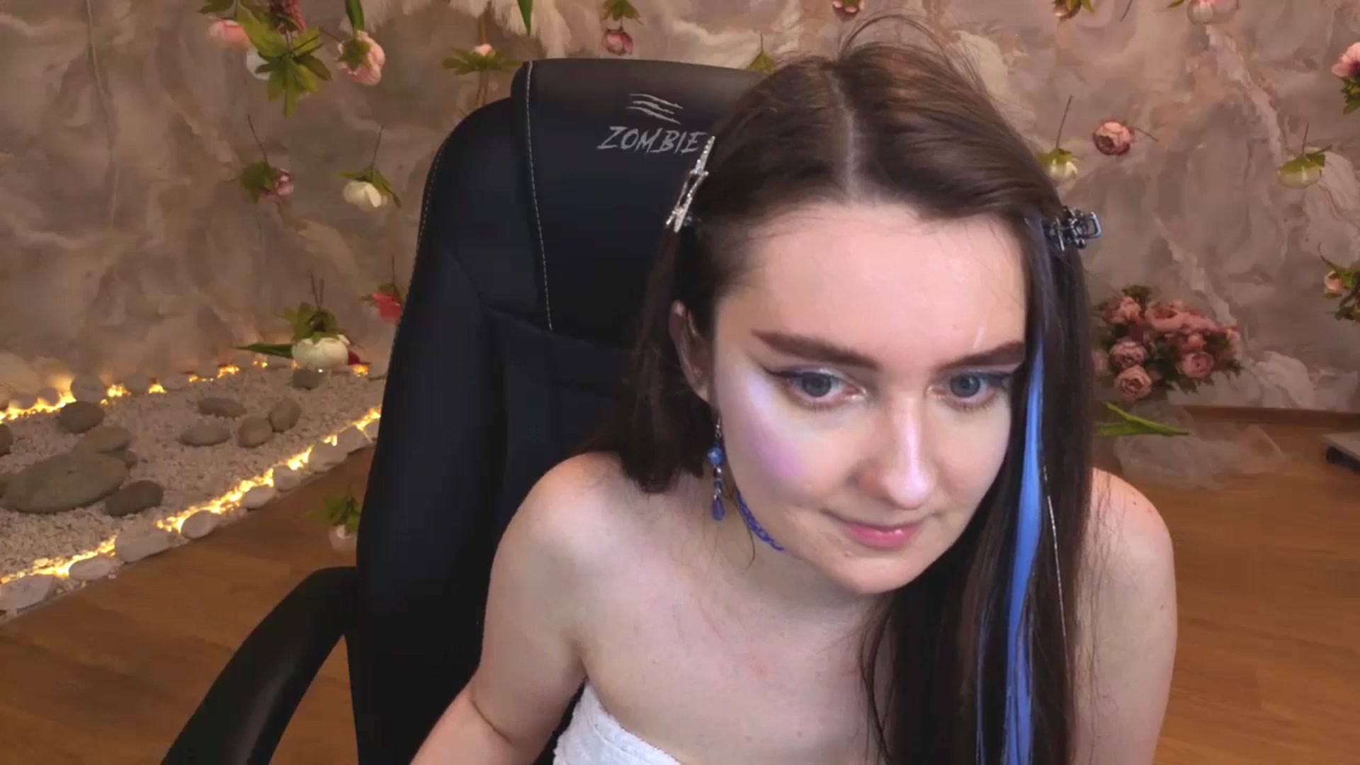 Gallery image thumbnail from Milim_Nava's myfreecams stream on, 04/12/2026, 02:30 image 12 of 20