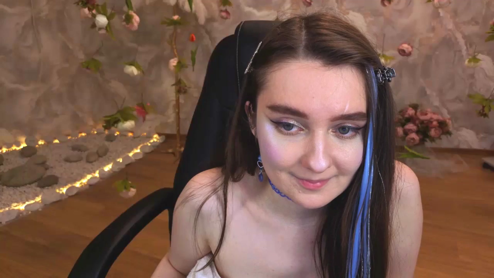 Gallery image thumbnail from Milim_Nava's myfreecams stream on, 04/12/2026, 02:30 image 3 of 20
