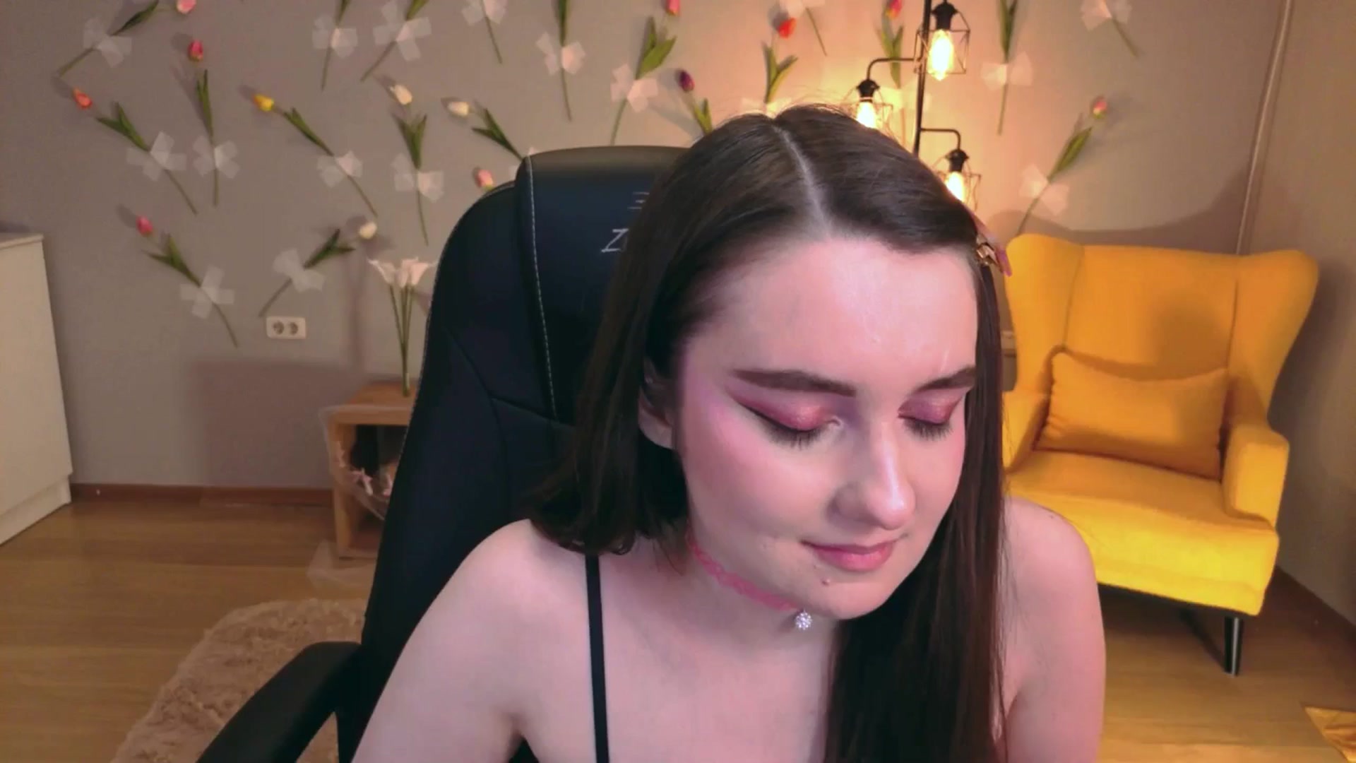 Gallery image thumbnail from Milim_Nava's myfreecams stream on, 04/12/2026, 21:49 image 1 of 20