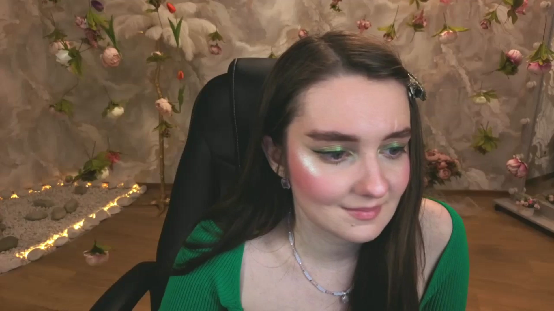 Gallery image thumbnail from Milim_Nava's myfreecams stream on, 04/13/2026, 19:49 image 17 of 20