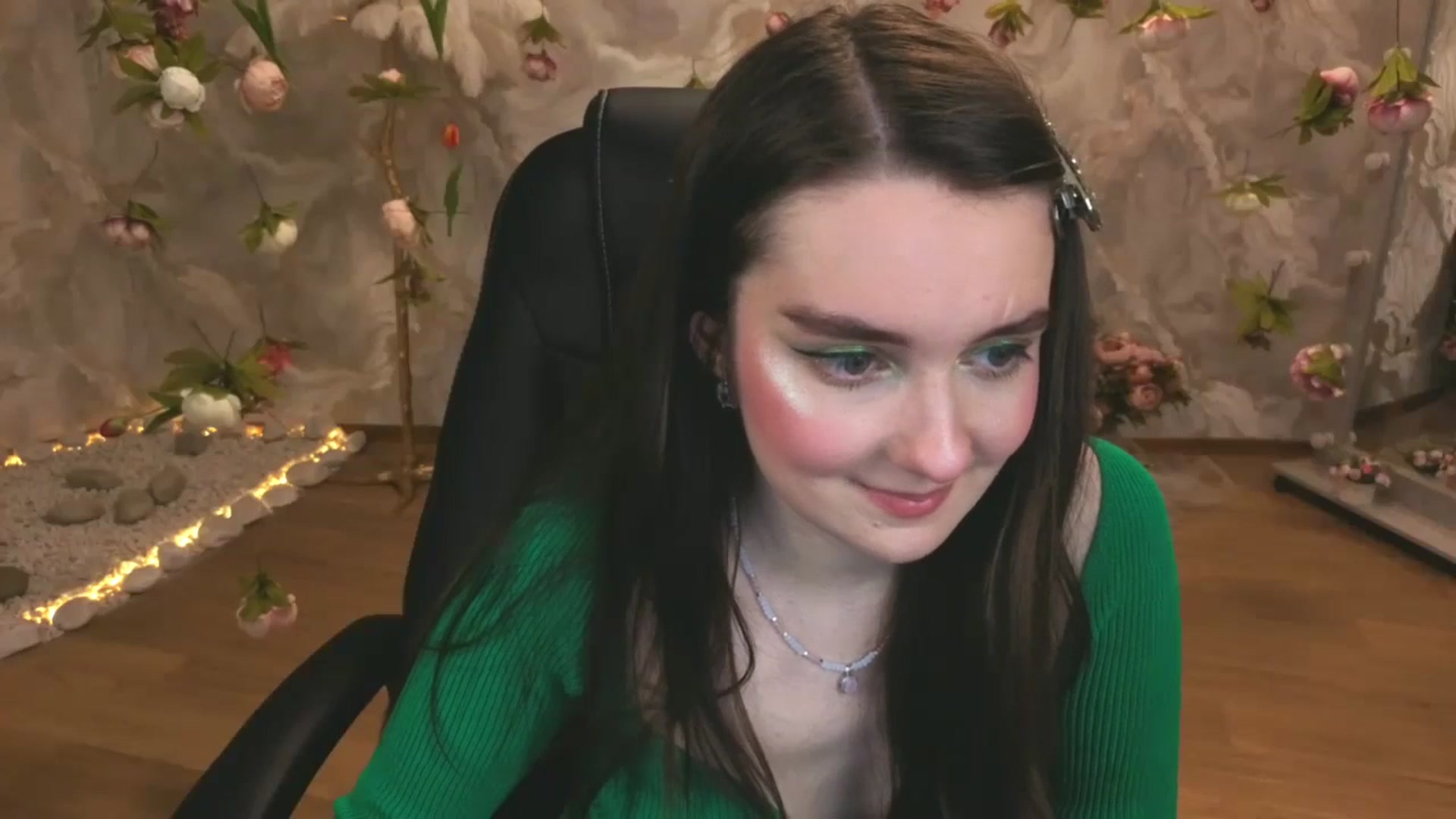 Gallery image thumbnail from Milim_Nava's myfreecams stream on, 04/13/2026, 19:49 image 4 of 20