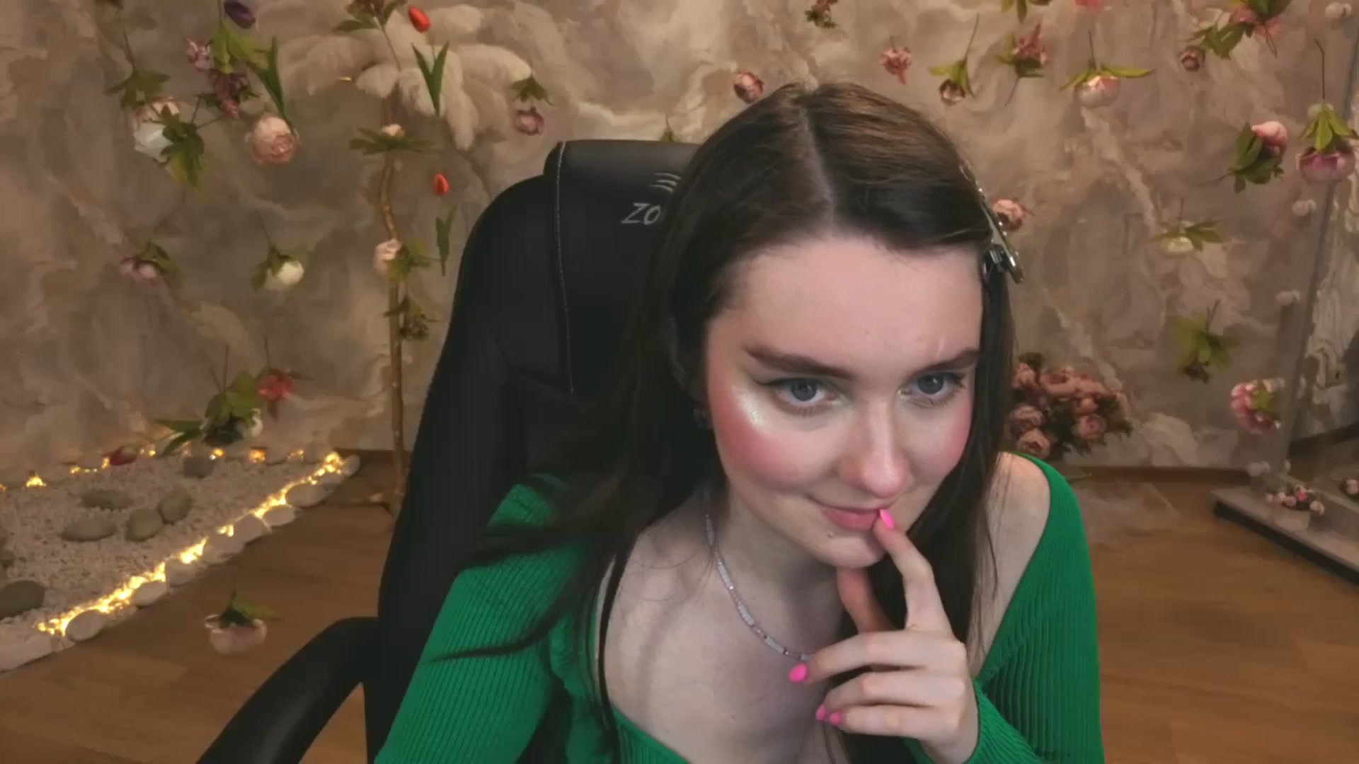 Gallery image thumbnail from Milim_Nava's myfreecams stream on, 04/13/2026, 19:49 image 18 of 20