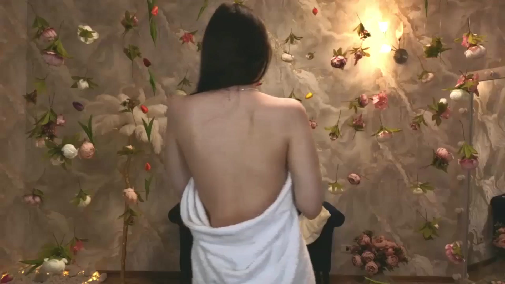 Gallery image thumbnail from Milim_Nava's myfreecams stream on, 04/13/2026, 20:52 image 14 of 20