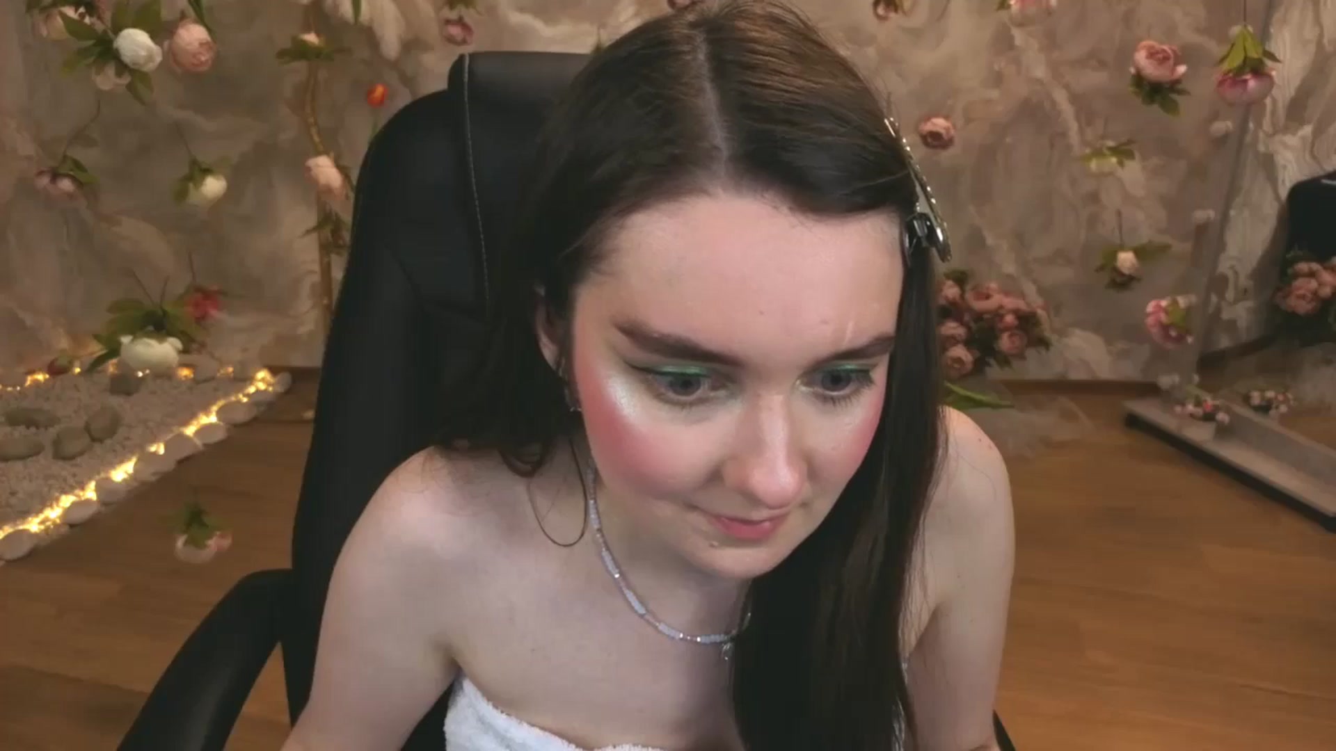 Gallery image thumbnail from Milim_Nava's myfreecams stream on, 04/13/2026, 20:52 image 2 of 20