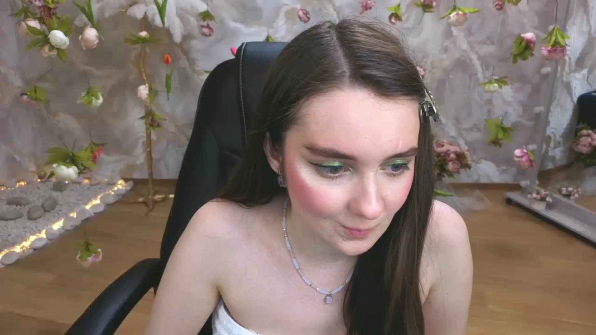 Gallery image thumbnail from Milim_Nava's myfreecams stream on, 04/13/2026, 22:55 image 1 of 20