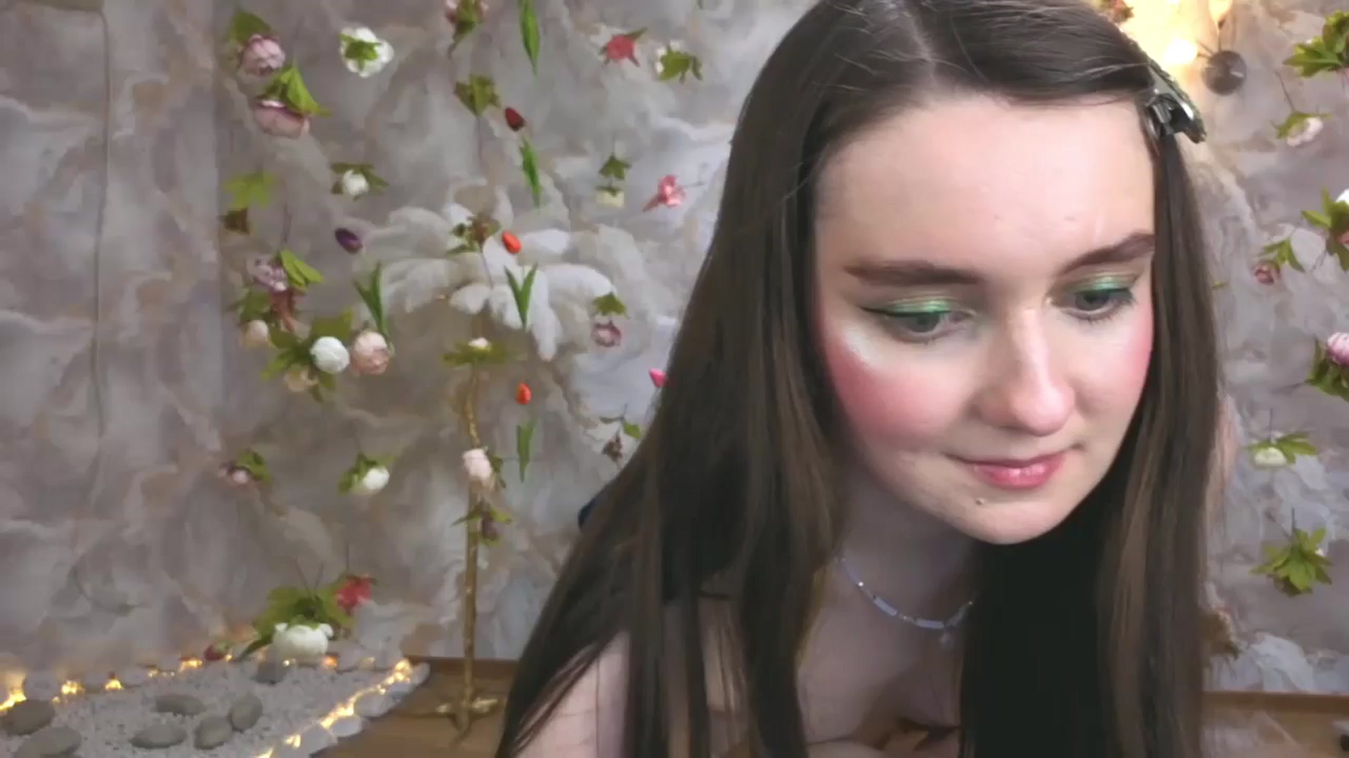 Gallery image thumbnail from Milim_Nava's myfreecams stream on, 04/14/2026, 01:33 image 9 of 20
