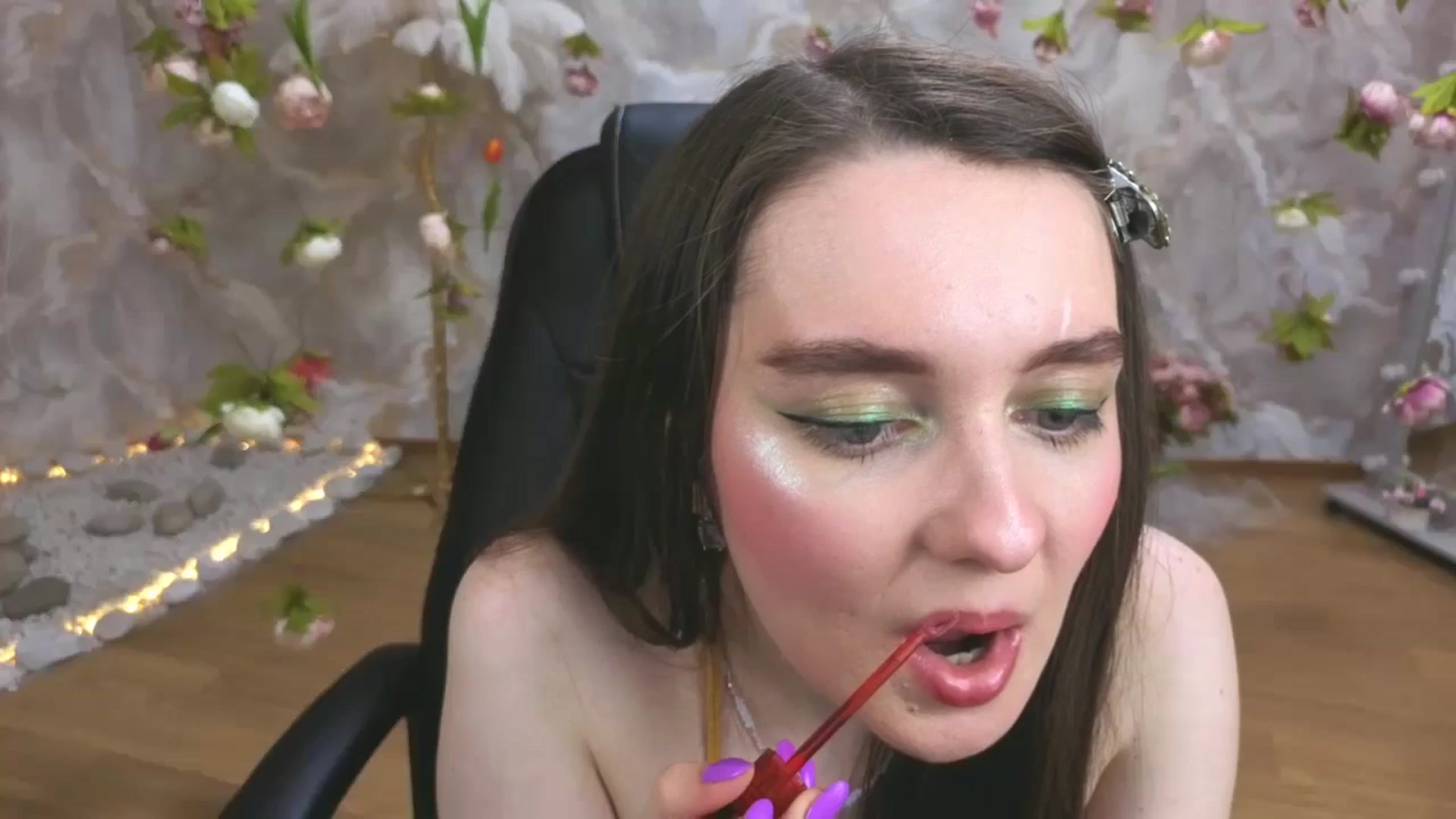 Gallery image thumbnail from Milim_Nava's myfreecams stream on, 04/14/2026, 01:33 image 4 of 20