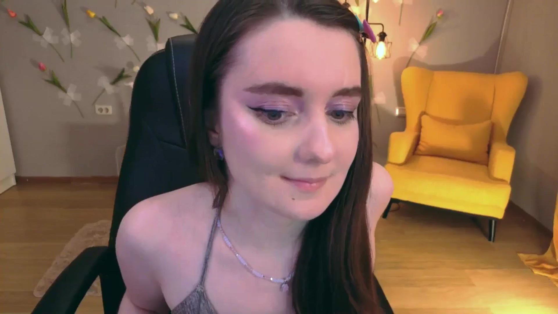 Gallery image thumbnail from Milim_Nava's myfreecams stream on, 04/15/2026, 01:58 image 6 of 20